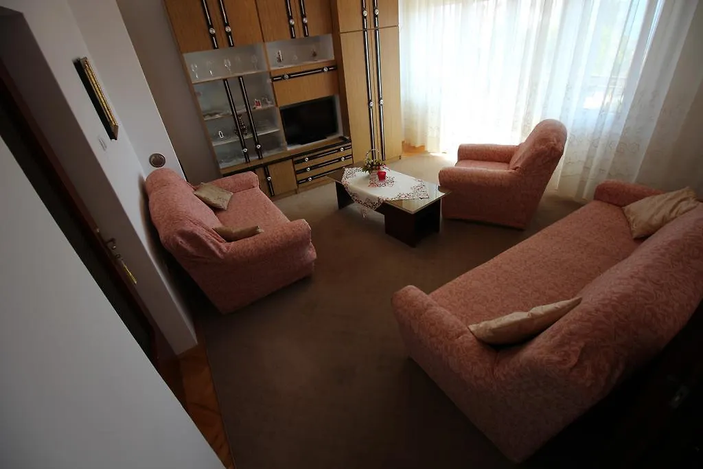 Apartment Dusko Novi Vinodolski 0*,