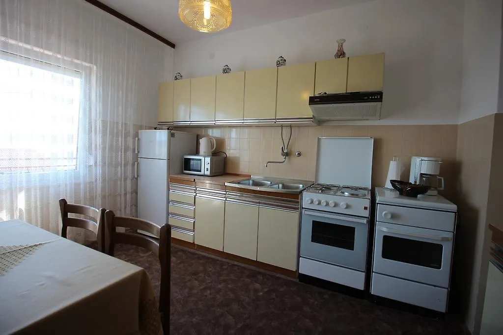 Apartment Dusko Novi Vinodolski 0*,  Croácia